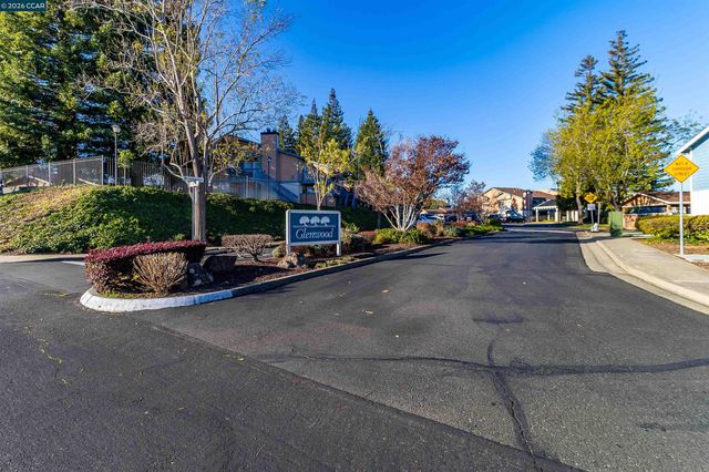 100 Glenwood, Hercules, CA 94547