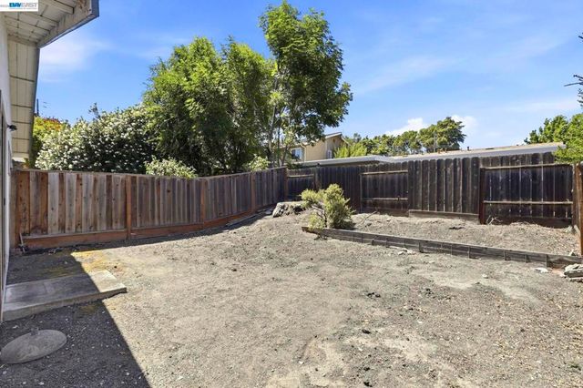 7359 7361 Glenoaks Way, Dublin, CA 94568