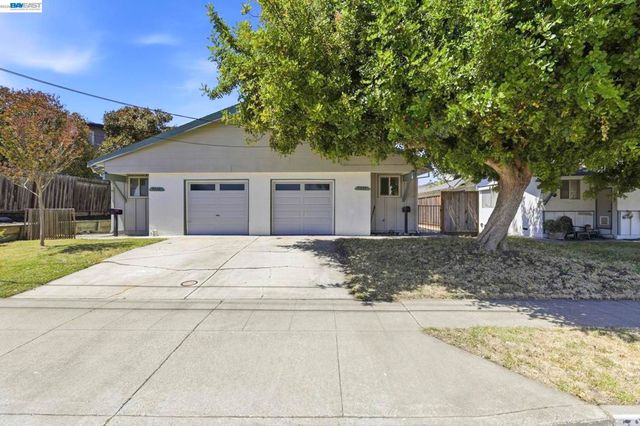 7359 7361 Glenoaks Way, Dublin, CA 94568