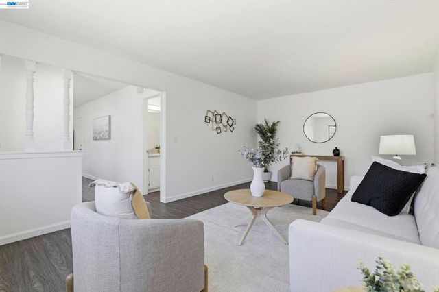 7359 7361 Glenoaks Way, Dublin, CA 94568