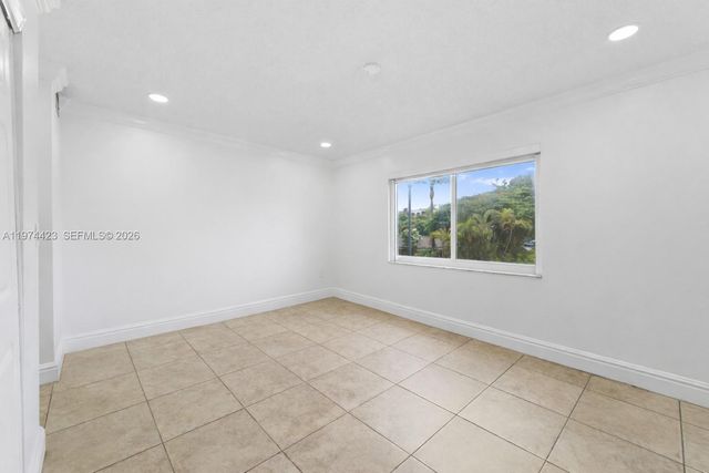 7700 Camino Real D202, Miami, FL 33143