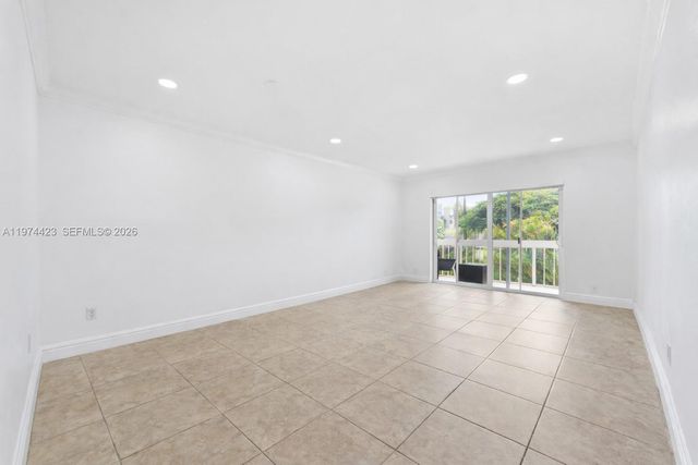 7700 Camino Real D202, Miami, FL 33143
