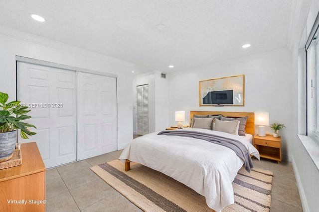 7700 Camino Real D202, Miami, FL 33143