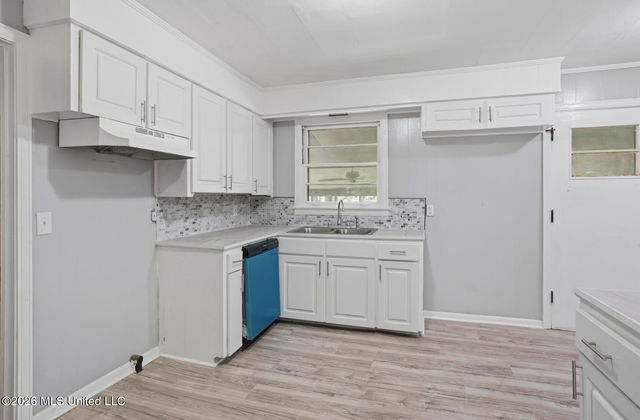 5863 Canton Park Drive, Jackson, MS 39211