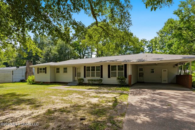 5863 Canton Park Drive, Jackson, MS 39211