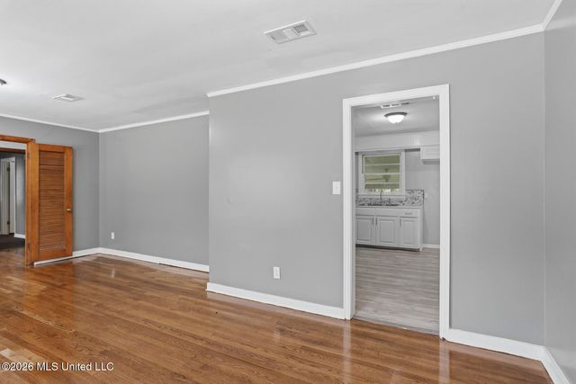5863 Canton Park Drive, Jackson, MS 39211