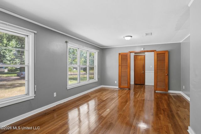 5863 Canton Park Drive, Jackson, MS 39211