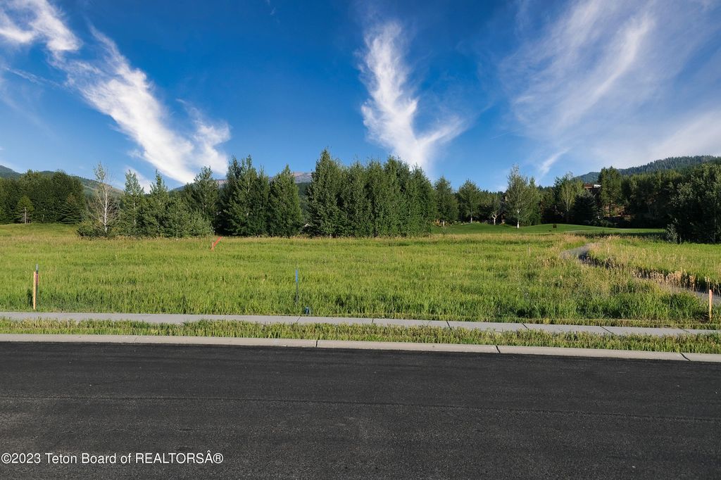 111 CLUFF Lane, Victor, ID 83455 photo 3