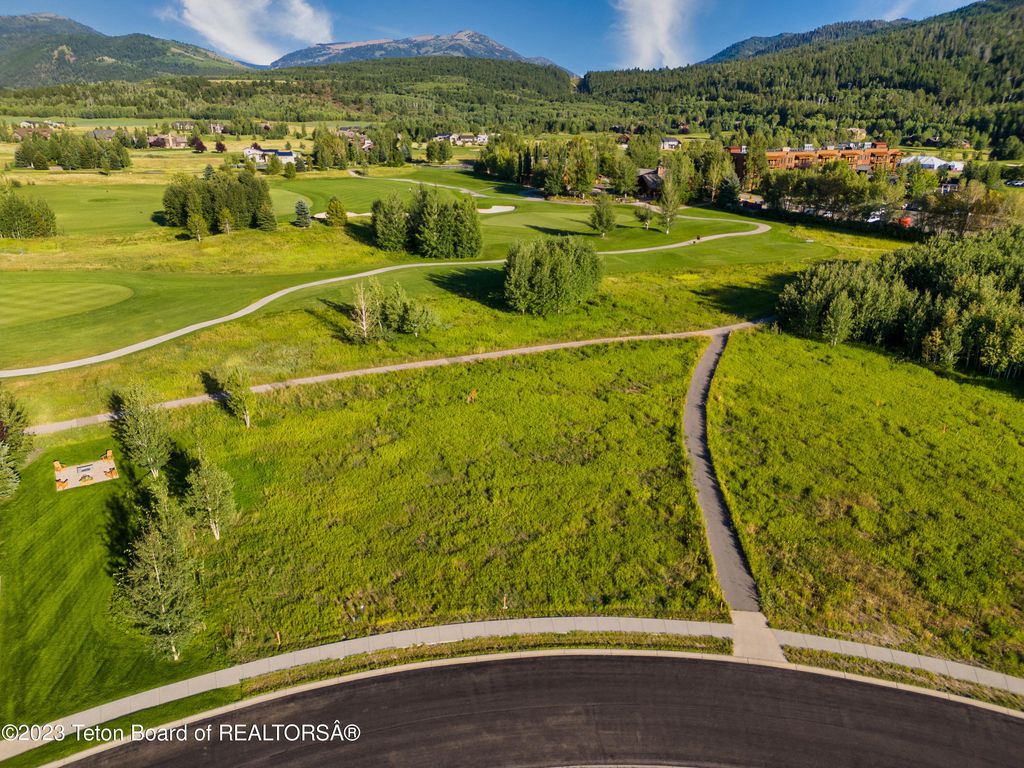 111 CLUFF Lane, Victor, ID 83455 photo 5