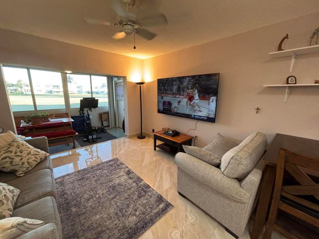 2700 W Golf Boulevard 146, Pompano Beach, FL 33064