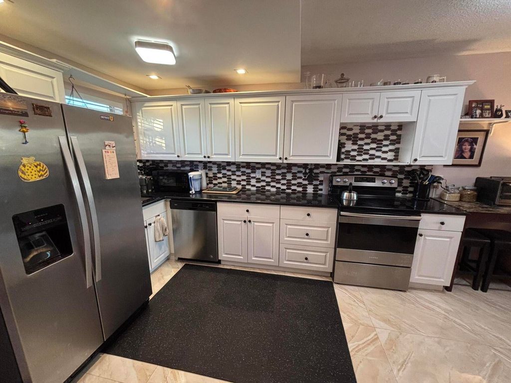 2700 W Golf Boulevard 146, Pompano Beach, FL 33064