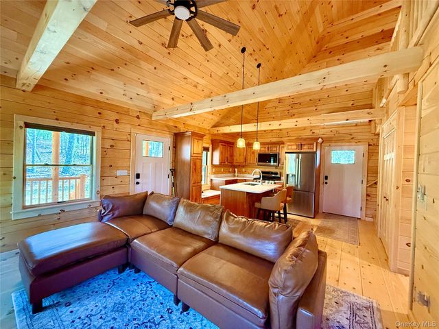 41 Upper Lumber Road, Glen Spey, NY 12737