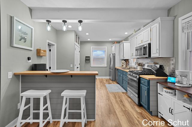 9105 Port Sheldon Street, Blendon Twp, MI 49464