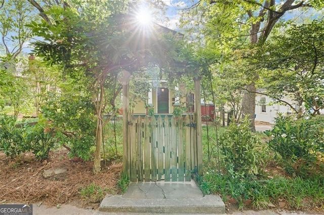 460 Oakdale Road NE, Atlanta, GA 30307