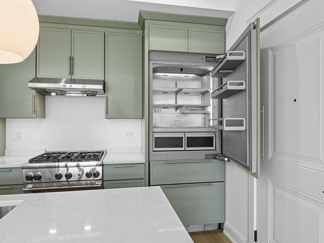 2471 N Clybourn Avenue 1, Chicago, IL 60638