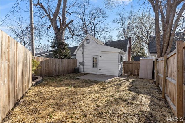 723 N 7th Street, St Charles, MO 63301