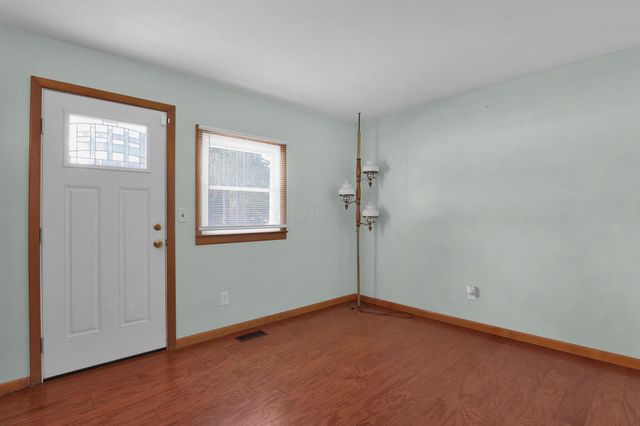 18 Watson Street, Fredericktown, OH 43019