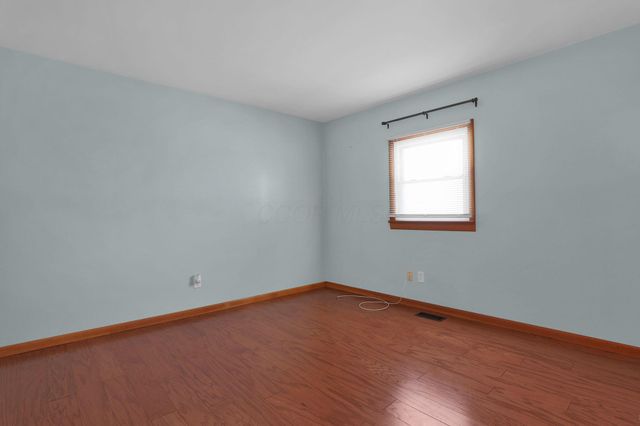 18 Watson Street, Fredericktown, OH 43019