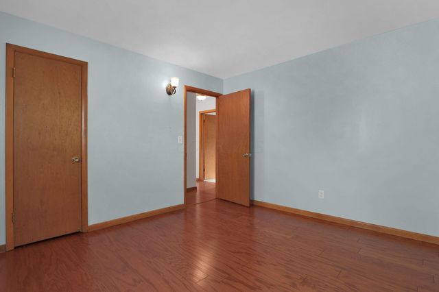 18 Watson Street, Fredericktown, OH 43019