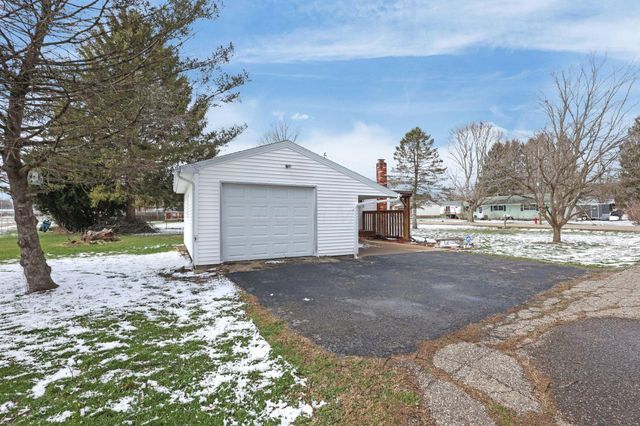 18 Watson Street, Fredericktown, OH 43019