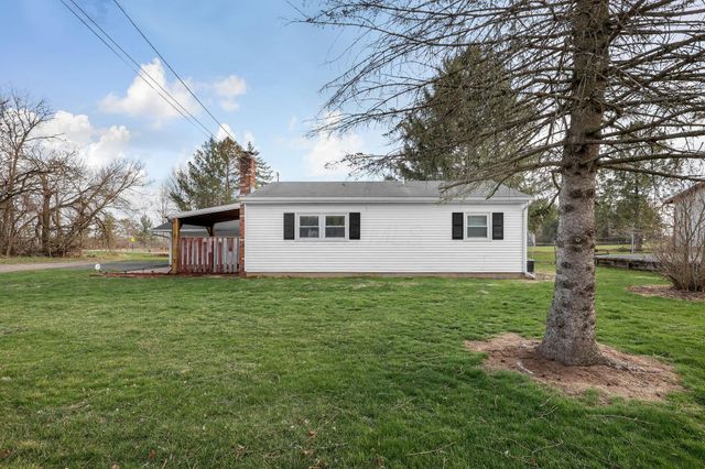 18 Watson Street, Fredericktown, OH 43019