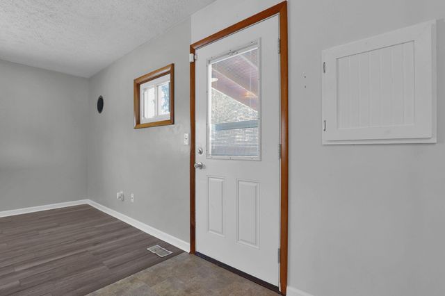 18 Watson Street, Fredericktown, OH 43019