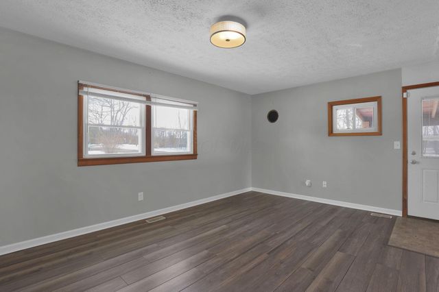 18 Watson Street, Fredericktown, OH 43019