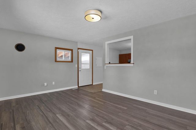 18 Watson Street, Fredericktown, OH 43019