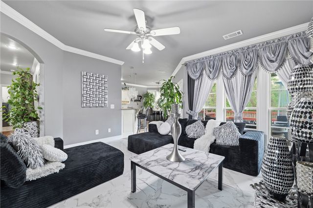 323 Saint James Avenue, Springdale, AR 72764