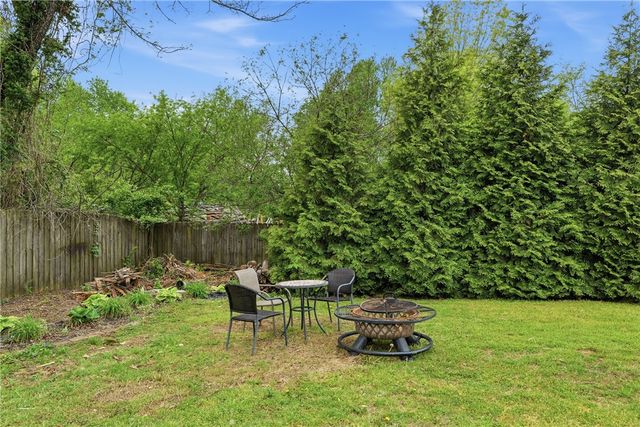 323 Saint James Avenue, Springdale, AR 72764