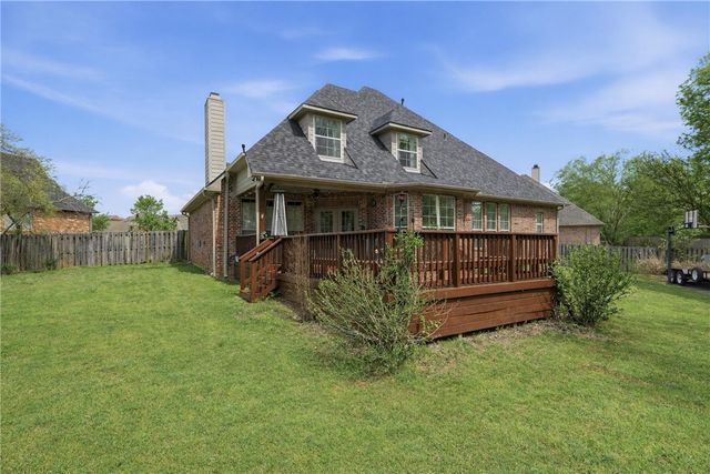 323 Saint James Avenue, Springdale, AR 72764