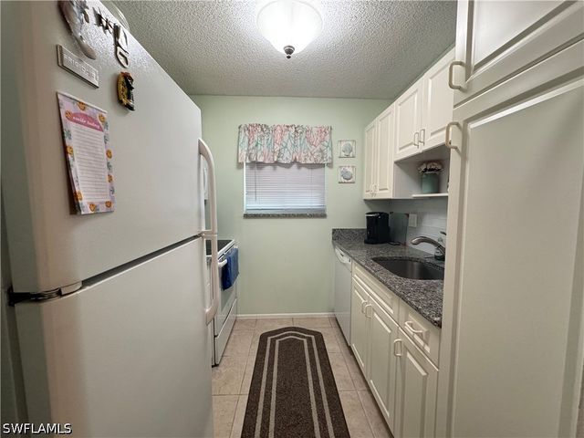 766 Central AVE 312, Naples, FL 34102
