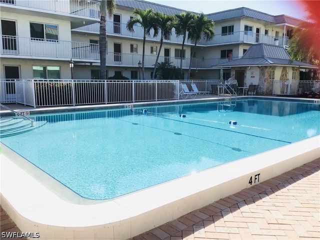 766 Central AVE 312, Naples, FL 34102