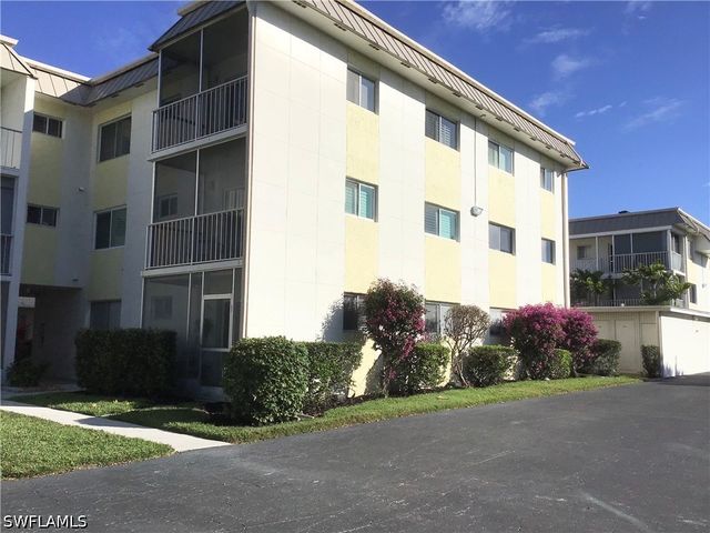 766 Central AVE 312, Naples, FL 34102