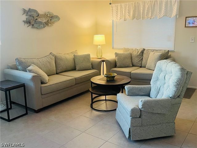 766 Central AVE 312, Naples, FL 34102