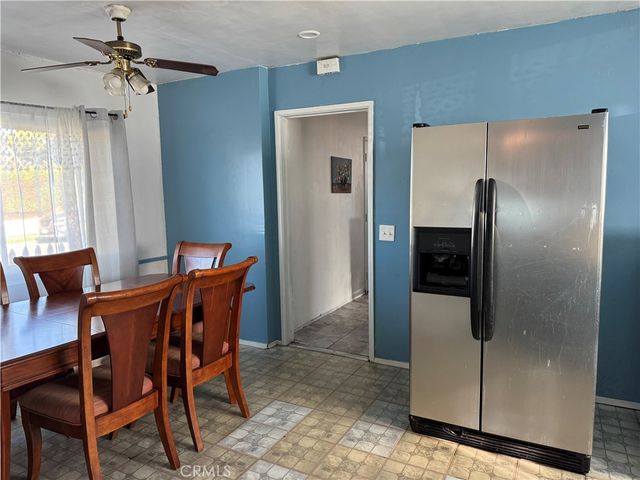 10406 San Carlos, South Gate, CA 90280