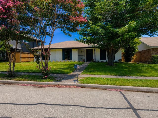 3229 Brook Glen Drive, Garland, TX 75044