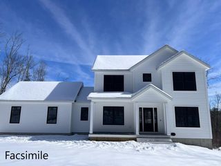 430 Dawn Court # 20, Pembroke, NH 03275