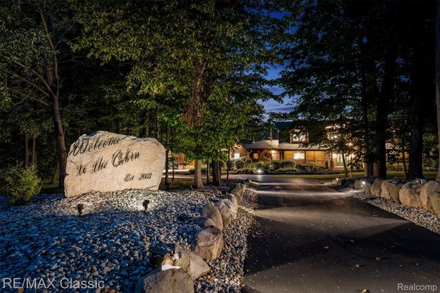 4489 Clara Louise Ct, Saline Township, MI 48176