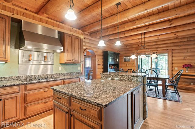 4489 Clara Louise Ct, Saline Township, MI 48176