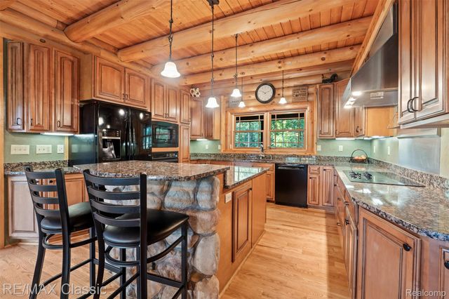 4489 Clara Louise Ct, Saline Township, MI 48176