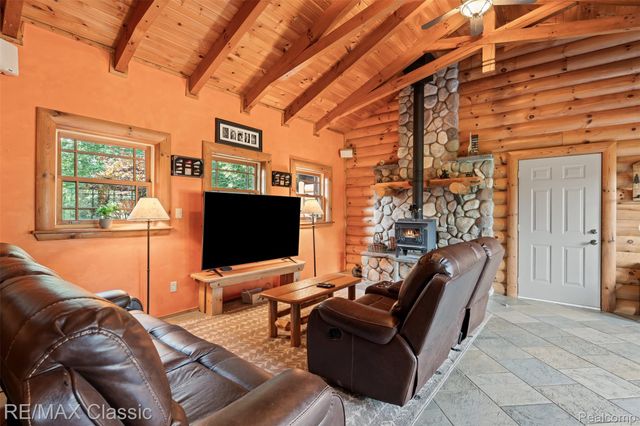 4489 Clara Louise Ct, Saline Township, MI 48176