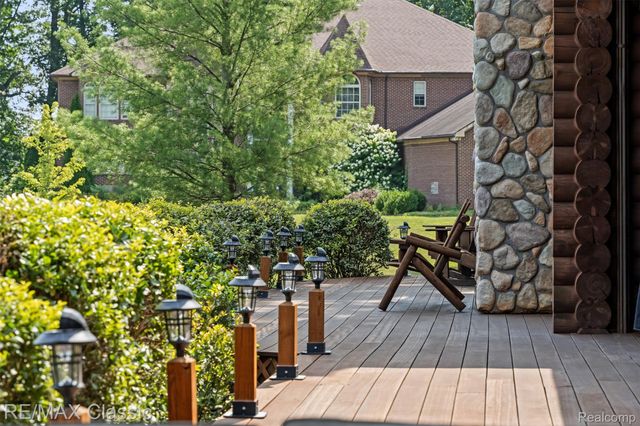4489 Clara Louise Ct, Saline Township, MI 48176
