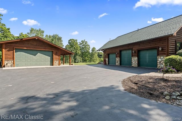 4489 Clara Louise Ct, Saline Township, MI 48176