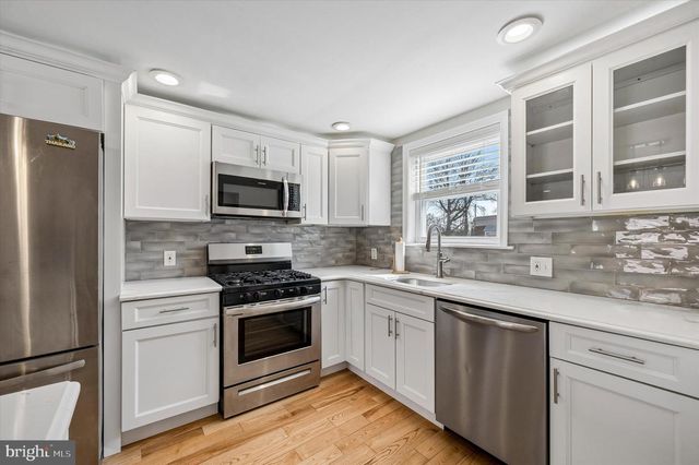 611 GLENFIELD AVE, Glenolden, PA 19036