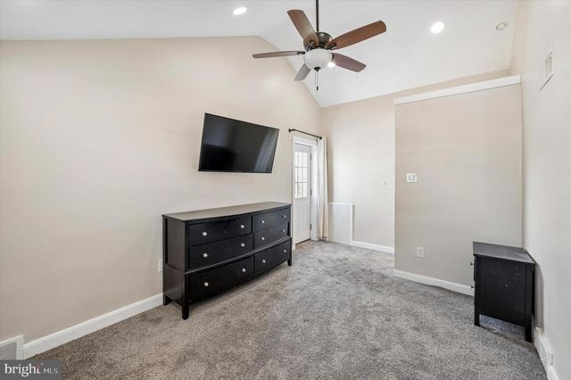 611 GLENFIELD AVE, Glenolden, PA 19036