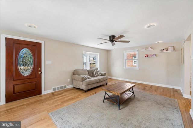 611 GLENFIELD AVE, Glenolden, PA 19036