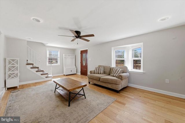 611 GLENFIELD AVE, Glenolden, PA 19036