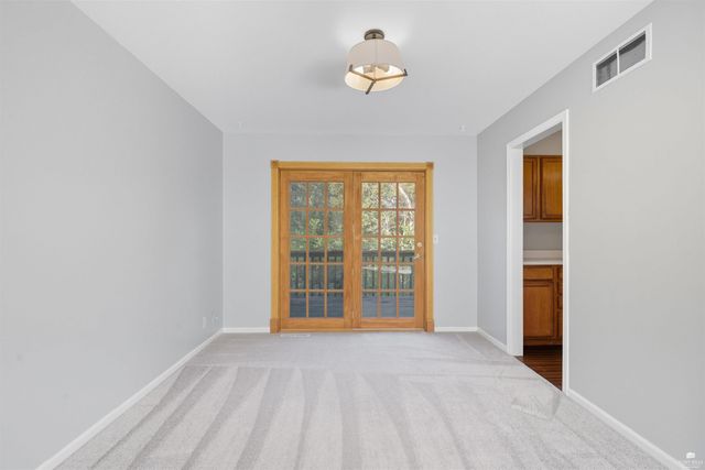 2772 Maplewood Circle, Manhattan, KS 66502