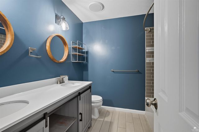 2772 Maplewood Circle, Manhattan, KS 66502